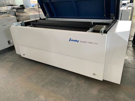 Hostgewicht 1000 kg Wärmedruckmaschine hohe Produktionsgeschwindigkeit von 28 Blättern pro Stunde für Bedürfnisse