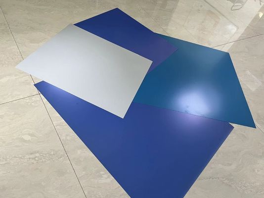 Normaler oder UV-Tinte Anwendbar Doppelschicht CTP-Platte mit ≤ 10% Punktegewinn und 24 Monate Garantie