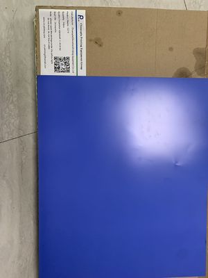 Doppelschicht-Thermodruckplatte für hohe Bildqualität, scharfe Details und maximale Rollenbreite von 1350 mm