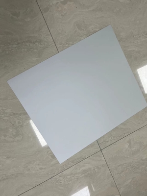 Umweltschonend, hochwertig, mit 0,30 mm weißer, verarbeitungsfreier CTP-Platte